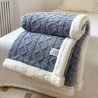 Ultra-Soft Fluffy Blanket for Ultimate Comfort