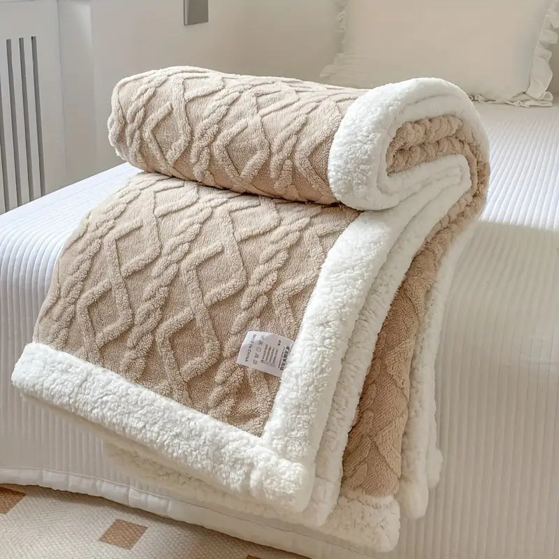 Ultra-Soft Fluffy Blanket for Ultimate Comfort