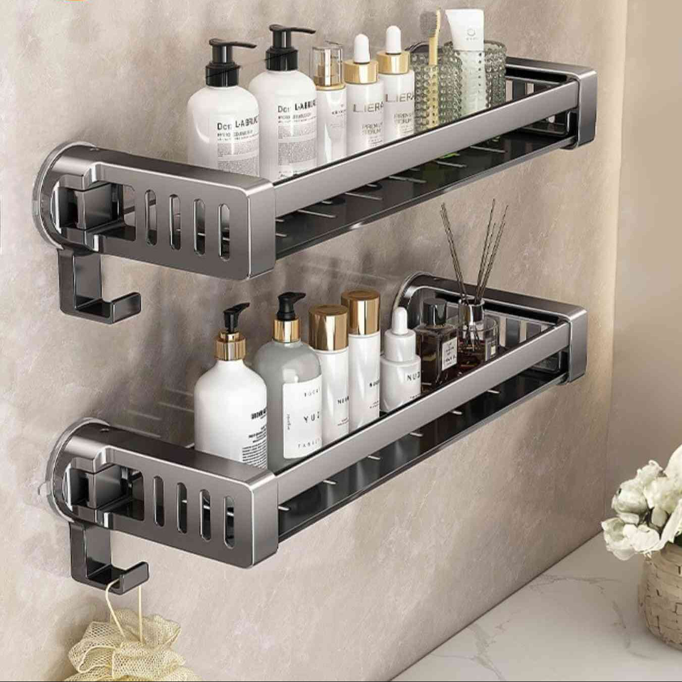 https://cdn.shopify.com/s/files/1/0617/1787/2862/files/storiva-rek-dubbel-rek-voor-badkamer-met-flesopslag-en-haken-www.middo.nl.jpg