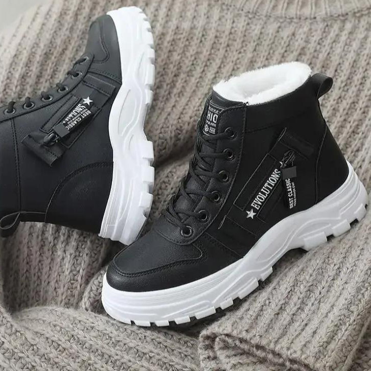Waterproof Winter Boots for Women – Stylish Warmth Meets All-Weather Comfort