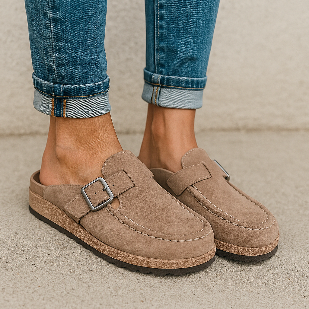 Women's Clogs with Adjustable Strap – Comfortable Closed-Toe Slip-Ons