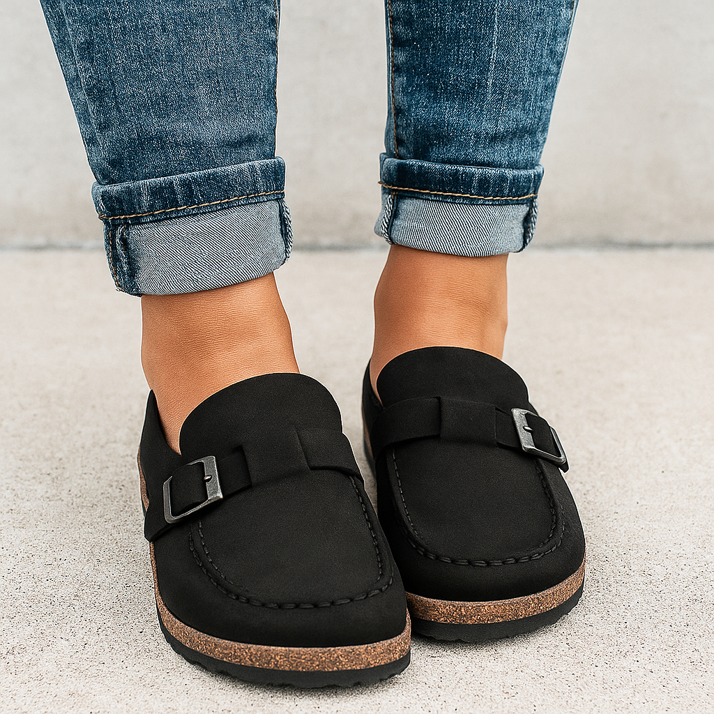 Women's Clogs with Adjustable Strap – Comfortable Closed-Toe Slip-Ons